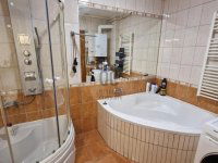 Eladó családi ház, XXIII. kerületben 125.7 M Ft, 8 szobás