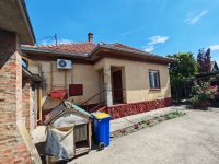 Eladó családi ház, Cegléden 59.5 M Ft, 3 szobás