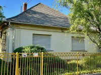 Eladó családi ház