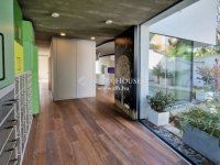 Eladó családi ház, III. kerületben 480 M Ft, 7 szobás