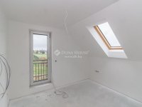 Eladó ikerház, Szombathelyen 179.99 M Ft, 4 szobás