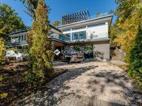 Eladó nyaraló, Pilisszentkereszten 693 M Ft, 6 szobás