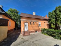 Eladó családi ház, Győrött 89 M Ft, 4+1 szobás