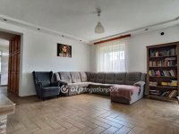 Eladó családi ház, Ercsiben 99 M Ft, 2+4 szobás