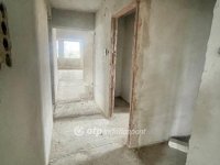 Eladó sorház, Pécsett 215 M Ft, 12+2 szobás