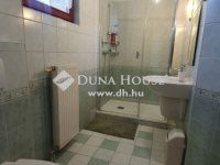 Eladó családi ház, XVII. kerületben 249 M Ft, 9 szobás