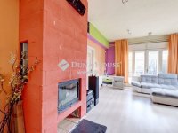 Eladó családi ház, II. kerületben 590 M Ft, 6+2 szobás