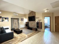 Kiadó családi ház, albérlet, Szegeden 370 E Ft / hó, 5 szobás