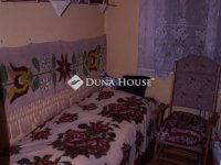 Eladó családi ház, Vecsésen 87 M Ft, 7 szobás