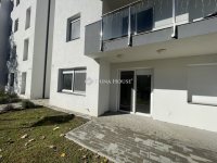 Eladó téglalakás, Tatán 88 M Ft, 4 szobás