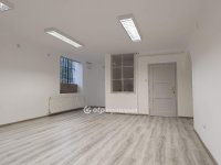 Eladó üzlethelyiség, XI. kerületben 84.9 M Ft, 2+1 szobás