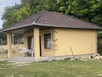 Eladó családi ház, Enyingen 24.99 M Ft, 1 szobás