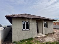 Eladó ikerház, Áporkán 79.5 M Ft, 5 szobás