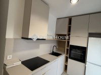 Eladó panellakás, Pécsett 51.9 M Ft, 2 szobás