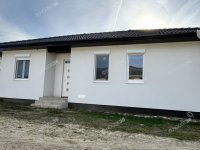 Eladó családi ház, Kecskeméten 75 M Ft, 5 szobás