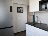 Eladó panellakás, Szegeden 62.9 M Ft, 3 szobás