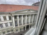 Eladó téglalakás, V. kerületben 480 M Ft, 4 szobás