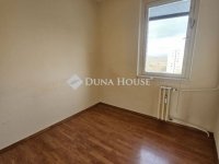 Eladó panellakás, III. kerületben 69.9 M Ft, 3 szobás