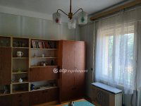 Eladó családi ház, Adácson 35 M Ft, 3 szobás