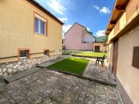 Eladó családi ház, Pécsett 86.9 M Ft, 3 szobás