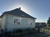 Eladó családi ház, Mányon 65 M Ft, 3 szobás