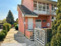 Eladó családi ház, Siklóson 74.5 M Ft, 5 szobás