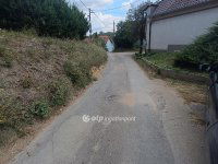 Eladó családi ház, Pécsett 44.9 M Ft, 3 szobás