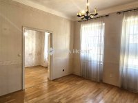 Eladó iroda, Kecskeméten 49 M Ft, 3 szobás / költözzbe.hu