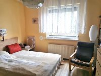 Eladó családi ház, Úrhidán 109 M Ft, 5 szobás