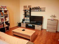 Eladó téglalakás, Keszthelyen 40 M Ft, 2+1 szobás