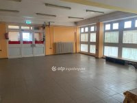 Eladó üzlethelyiség, Tiszavasváriban 36 M Ft