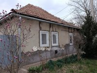 Eladó családi ház, Jászfényszarun 15.9 M Ft, 1+1 szobás