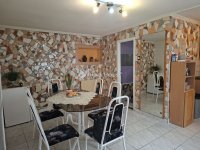 Eladó családi ház, Kiskunlacházán 43.5 M Ft, 3 szobás