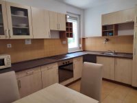 Kiadó téglalakás, albérlet, Pécsett 330 E Ft / hó, 4 szobás