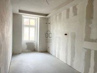 Eladó téglalakás, V. kerületben 549 M Ft, 6 szobás