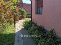 Eladó családi ház, Nyírbátorban 24.5 M Ft, 3 szobás