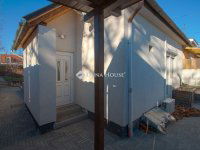 Eladó családi ház, XIII. kerületben 149.9 M Ft, 3 szobás