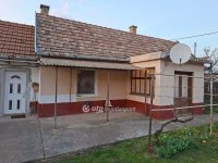 Eladó családi ház, Hajdúböszörményen 37 M Ft, 2+1 szobás