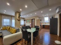 Eladó családi ház, Siófokon 198 M Ft, 6 szobás