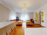 Eladó családi ház, Halmajon 47.5 M Ft, 4 szobás