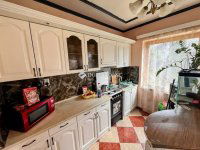 Eladó családi ház, Pécsett 65 M Ft, 6 szobás