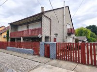 Eladó családi ház, Dombóváron 50 M Ft, 4 szobás