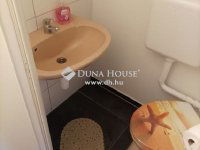 Eladó családi ház, Orfűn 98 M Ft, 15+1 szobás