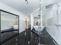 Eladó családi ház, Csobánkán 350 M Ft, 7 szobás