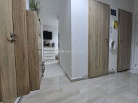 Eladó panellakás, Pécsett 57.9 M Ft, 3 szobás