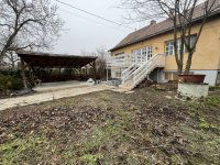 Eladó családi ház, Érden 109 M Ft, 8 szobás