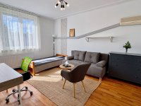 Kiadó panellakás, albérlet