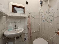 Eladó üzlethelyiség, Sopronban 32.9 M Ft, 1 szobás