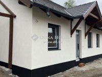 Eladó ikerház, Tápiószecsőn 74.9 M Ft, 4 szobás