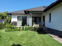 Eladó családi ház, Dunakeszin 260 M Ft, 5+1 szobás